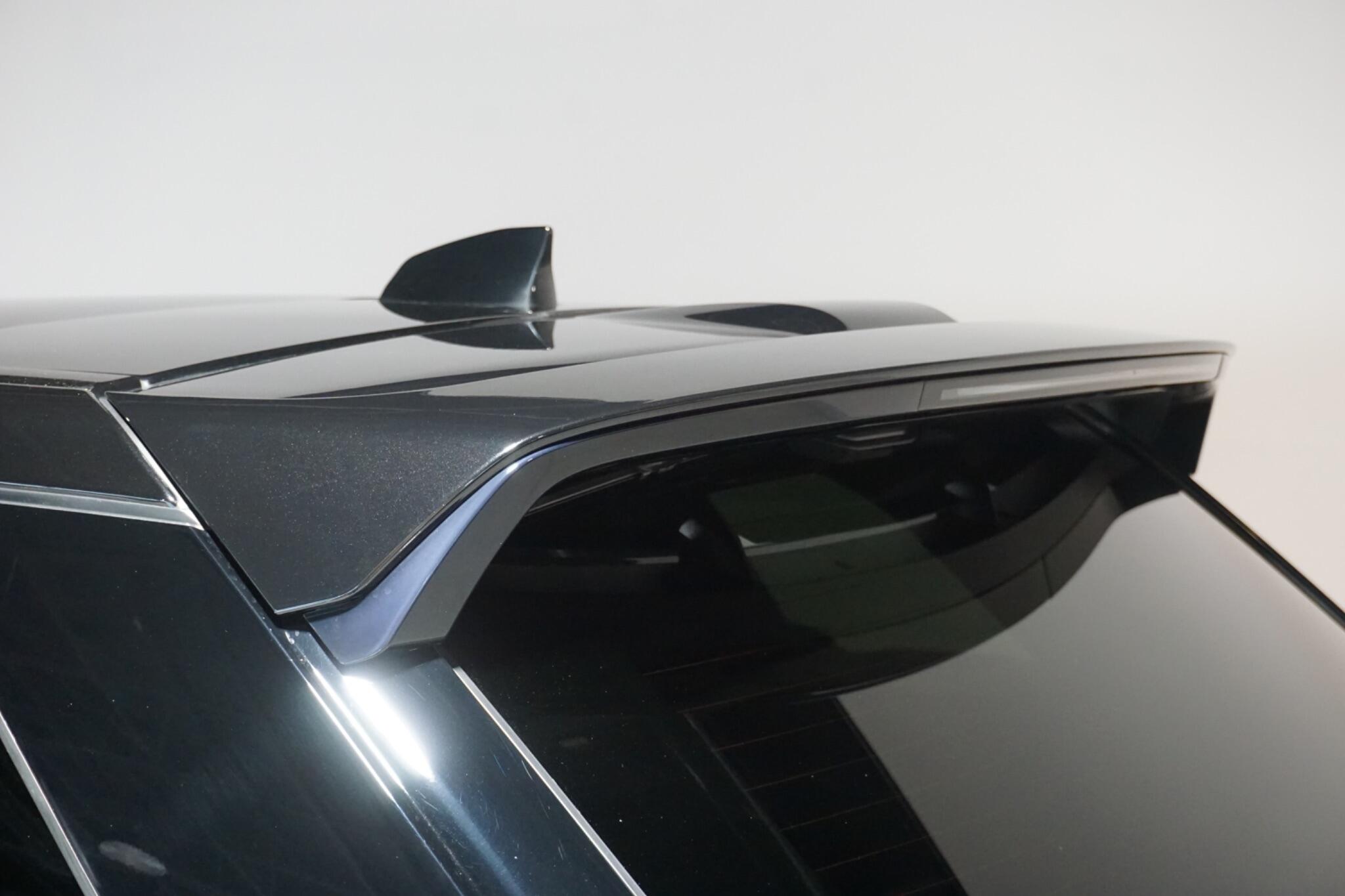 Land Rover Range Rover Sport 2.0 P400e 13.1kWh HSE Dynamic Black SUV 5dr Petrol Plug-in Hybrid Auto 4WD Euro 6 (s/s) (404 ps)